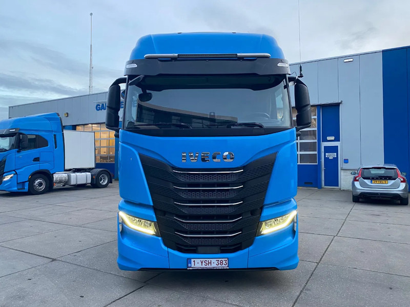 Iveco S-WAY 460 / Intarder / 2x Tank / Euro 6 - وحدة جر: صورة 2 Iveco S-WAY 460 / Intarder / 2x Tank / Euro 6 - وحدة جر: صورة 2