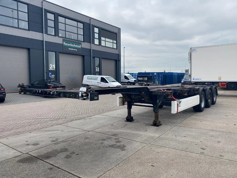 Krone SD 27 / Container Chassis / BPW + Disc / 1x Extendable / 1x Lift Axle - نصف مقطورة لنقل الحاويات: صورة 4 Krone SD 27 / Container Chassis / BPW + Disc / 1x Extendable / 1x Lift Axle - نصف مقطورة لنقل الحاويات: صورة 4