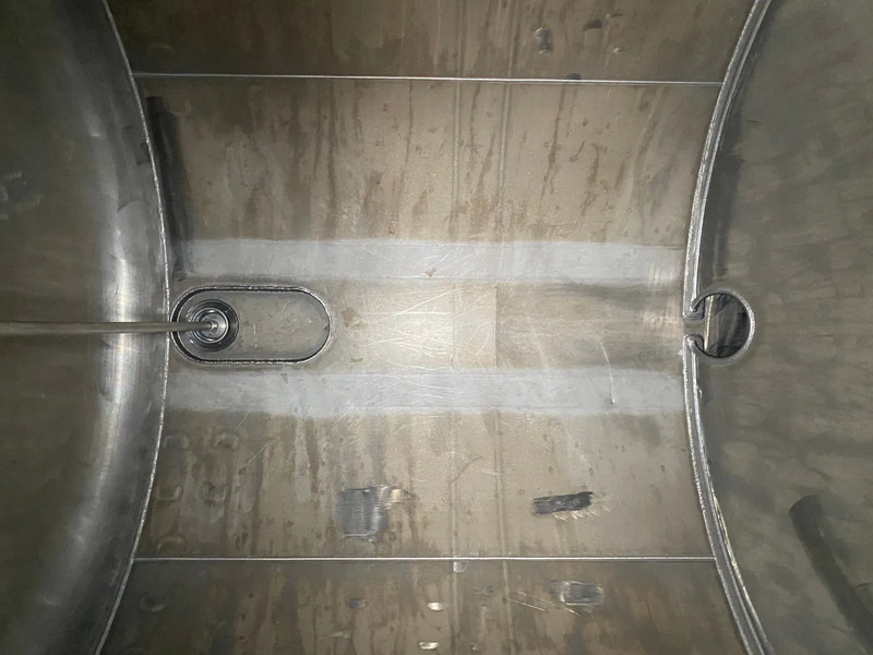 Magyar Tank / Inox / 33600 LT Magyar Tank / Inox / 33600 LT: صورة 10 Magyar Tank / Inox / 33600 LT Magyar Tank / Inox / 33600 LT: صورة 10