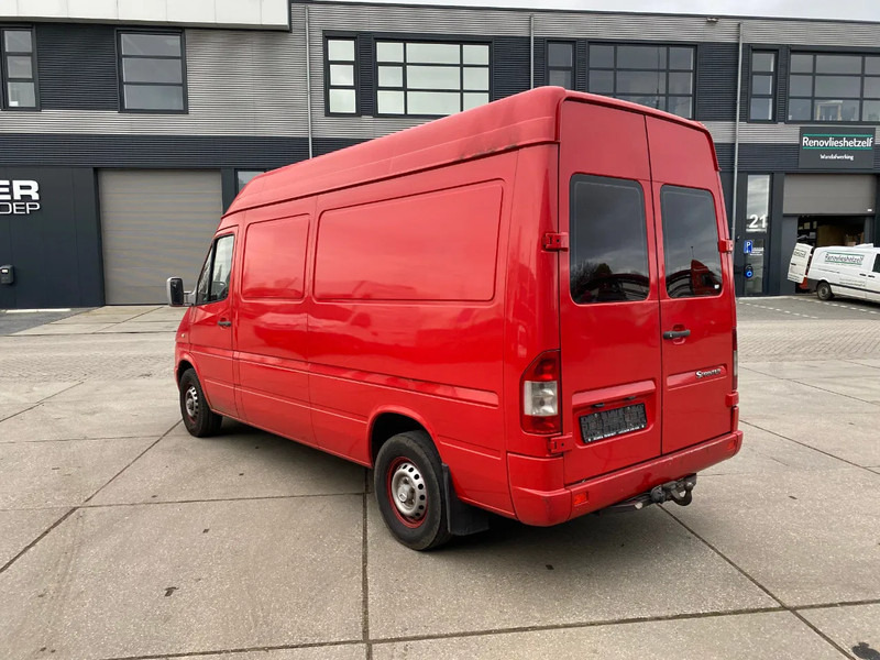 Mercedes-Benz Sprinter 311 CDI-D - فان: صورة 4 Mercedes-Benz Sprinter 311 CDI-D - فان: صورة 4