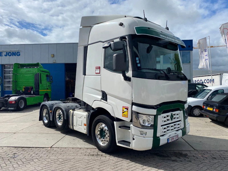 Renault T520 Comfort / 6x2/4 / Steering Axle / Hub Reduction / 208.250Km - وحدة جر: صورة 3 Renault T520 Comfort / 6x2/4 / Steering Axle / Hub Reduction / 208.250Km - وحدة جر: صورة 3