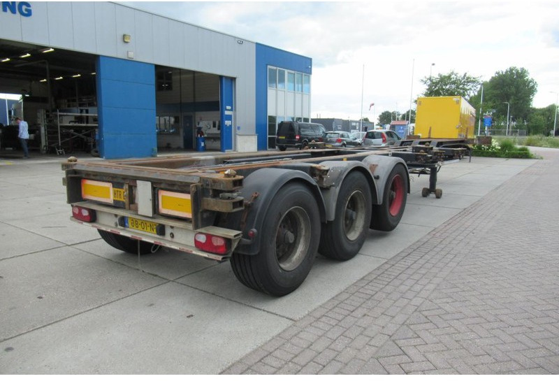 Renders Container Chassis / Extendable on rear / BPW + drum - نصف مقطورة لنقل الحاويات: صورة 1 Renders Container Chassis / Extendable on rear / BPW + drum - نصف مقطورة لنقل الحاويات: صورة 1