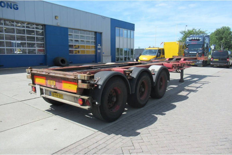 Renders Container Chassis / Extendable on rear / BPW + drum - نصف مقطورة لنقل الحاويات: صورة 1 Renders Container Chassis / Extendable on rear / BPW + drum - نصف مقطورة لنقل الحاويات: صورة 1