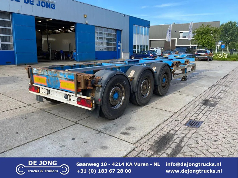 Renders Container chassis / Mercedes + Disc / 1x Lift Axle / 1x Extendable - نصف مقطورة لنقل الحاويات: صورة 1 Renders Container chassis / Mercedes + Disc / 1x Lift Axle / 1x Extendable - نصف مقطورة لنقل الحاويات: صورة 1
