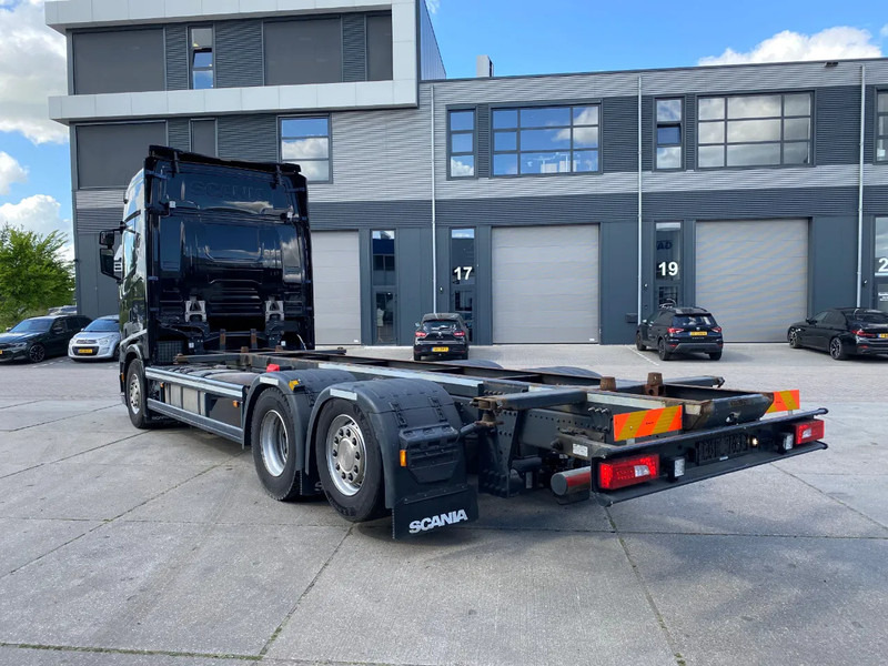 Scania S500 NGS BDF / Retarder / 6x2 / 2x Tank - شاحنات الحاويات / جسم علوي قابل للتغيير شاحنة: صورة 4 Scania S500 NGS BDF / Retarder / 6x2 / 2x Tank - شاحنات الحاويات / جسم علوي قابل للتغيير شاحنة: صورة 4