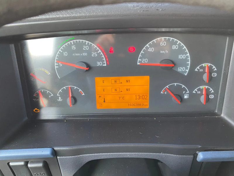 وحدة جر Volvo FH 13.400 / 2x tank / Euro 5 / Mega: صورة 8 وحدة جر Volvo FH 13.400 / 2x tank / Euro 5 / Mega: صورة 8