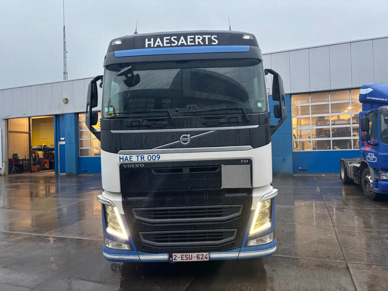 Volvo FH 13.420 Globetrotter / ADR + PTO / Stand Airco - وحدة جر: صورة 2 Volvo FH 13.420 Globetrotter / ADR + PTO / Stand Airco - وحدة جر: صورة 2