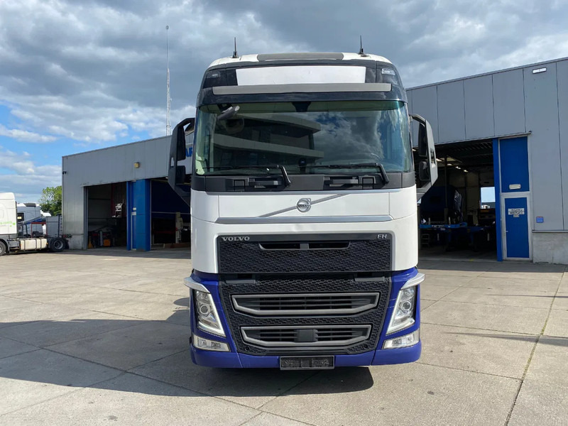Volvo FH 13.500 Globetrotter XL / I-Park Cool / 2x Tank / Euro 6D - وحدة جر: صورة 2 Volvo FH 13.500 Globetrotter XL / I-Park Cool / 2x Tank / Euro 6D - وحدة جر: صورة 2