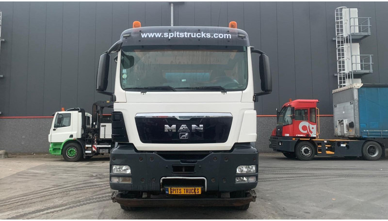 MAN TGS 35.360 Liebherr + 9M3 - شاحنة خلاطة خرسانة: صورة 2 MAN TGS 35.360 Liebherr + 9M3 - شاحنة خلاطة خرسانة: صورة 2