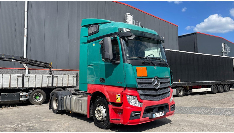 Mercedes-Benz Actros 1845 RETARDER - وحدة جر: صورة 3 Mercedes-Benz Actros 1845 RETARDER - وحدة جر: صورة 3