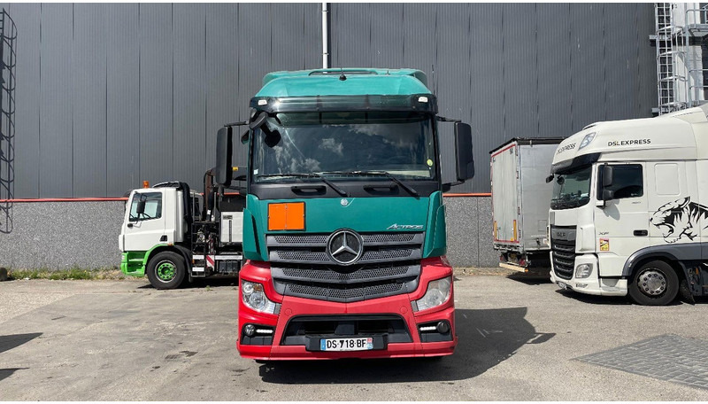 Mercedes-Benz Actros 1845 RETARDER - وحدة جر: صورة 2 Mercedes-Benz Actros 1845 RETARDER - وحدة جر: صورة 2