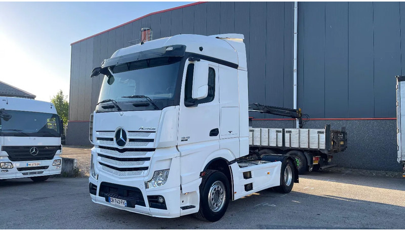 Mercedes-Benz Actros 1945 - وحدة جر: صورة 1 Mercedes-Benz Actros 1945 - وحدة جر: صورة 1