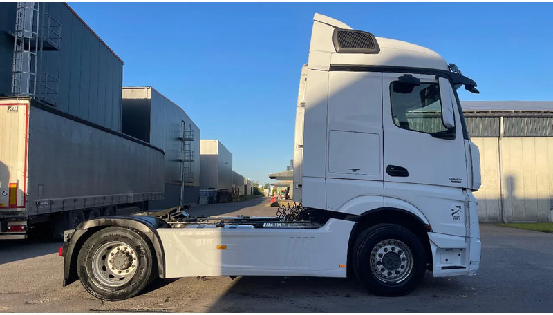 Mercedes-Benz Actros 1945 - وحدة جر: صورة 4 Mercedes-Benz Actros 1945 - وحدة جر: صورة 4