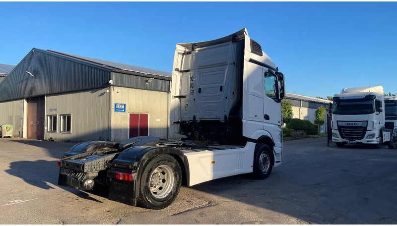 Mercedes-Benz Actros 1945 - وحدة جر: صورة 5 Mercedes-Benz Actros 1945 - وحدة جر: صورة 5