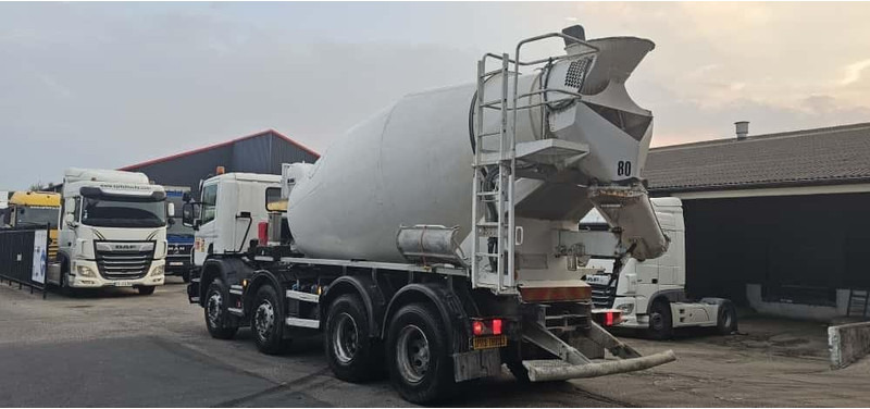 شاحنة خلاطة خرسانة Scania P410 Mixer 9m3 LIEBHERR: صورة 7