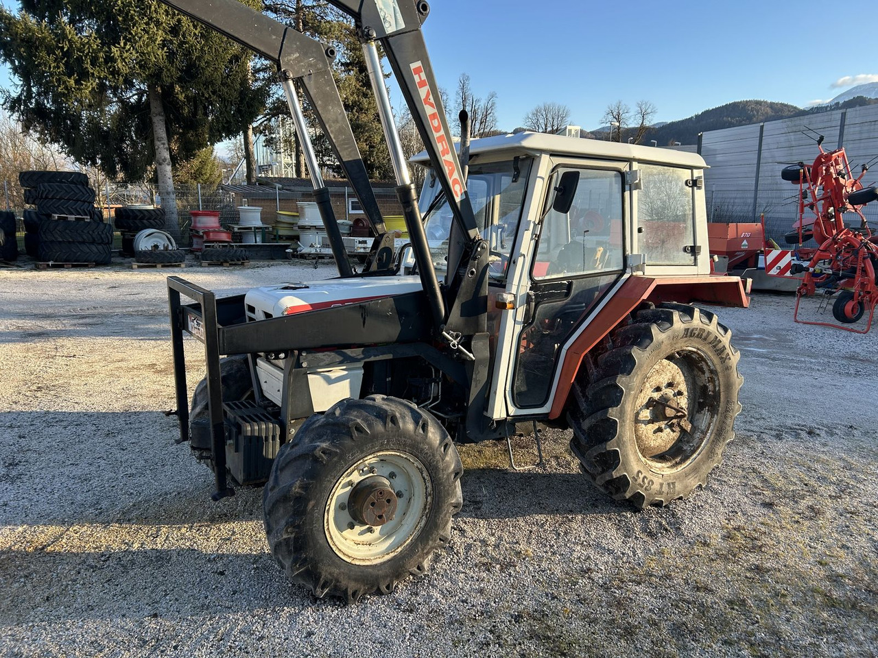 Steyr Steyr 8055 a - جرار: صورة 1 Steyr Steyr 8055 a - جرار: صورة 1