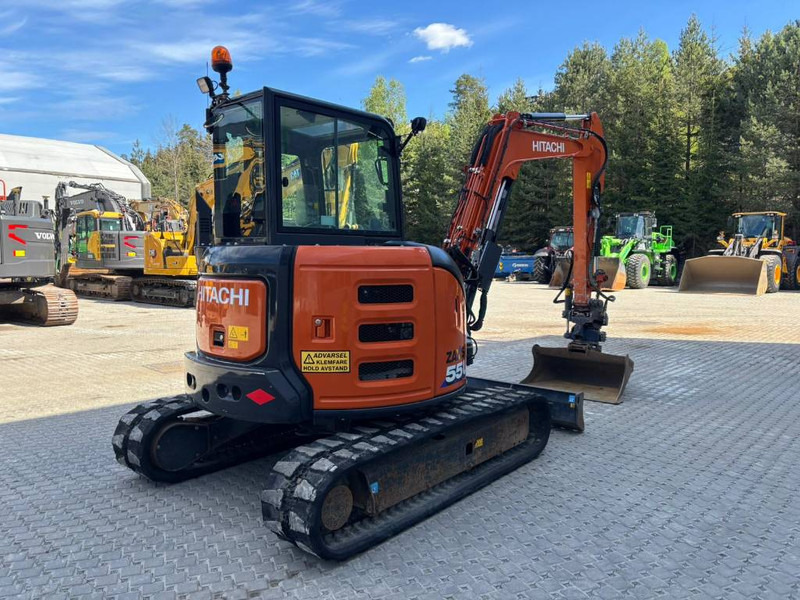 Hitachi ZX 55 U-6 CLR - حفارة مُصَّغرة: صورة 3 Hitachi ZX 55 U-6 CLR - حفارة مُصَّغرة: صورة 3