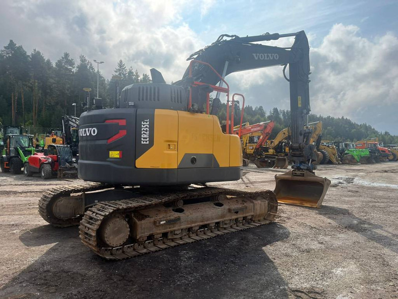 Volvo ECR 235 EL - حفار زحاف: صورة 3 Volvo ECR 235 EL - حفار زحاف: صورة 3