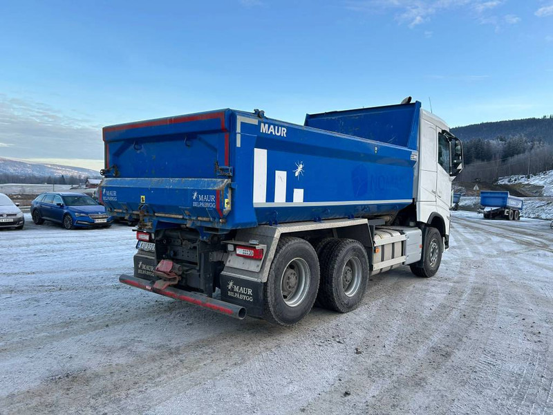 Volvo FH 540 6X4 + MAUR trippelkjerre - شاحنة قلاب: صورة 3 Volvo FH 540 6X4 + MAUR trippelkjerre - شاحنة قلاب: صورة 3