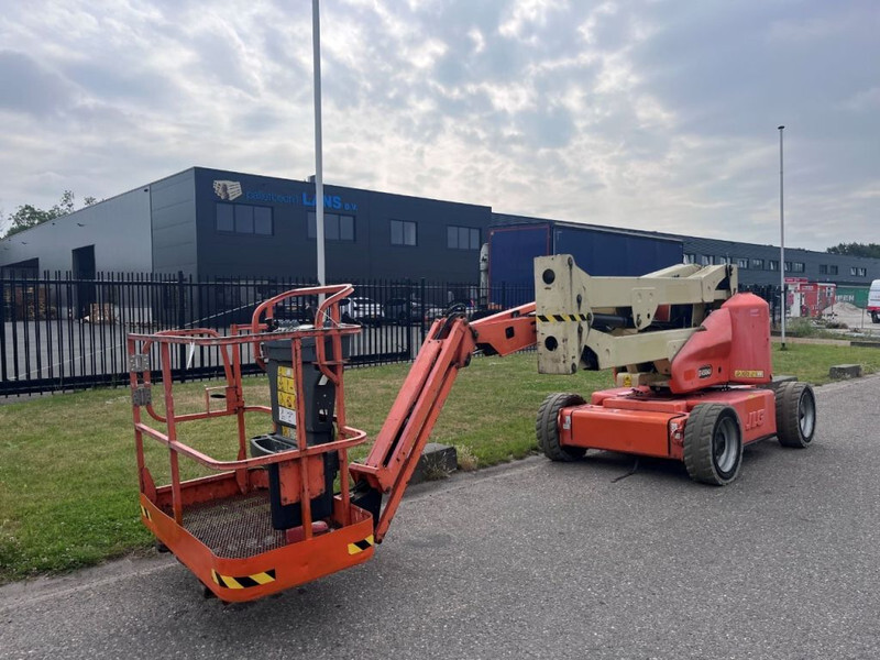JLG E450AJ - شاحنة ذراع مفصلي: صورة 2 JLG E450AJ - شاحنة ذراع مفصلي: صورة 2