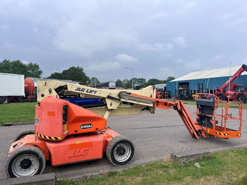 JLG E450AJ - شاحنة ذراع مفصلي: صورة 5 JLG E450AJ - شاحنة ذراع مفصلي: صورة 5