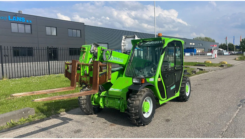 Merlo P25.6 - رافعة تلسكوبية: صورة 4 Merlo P25.6 - رافعة تلسكوبية: صورة 4