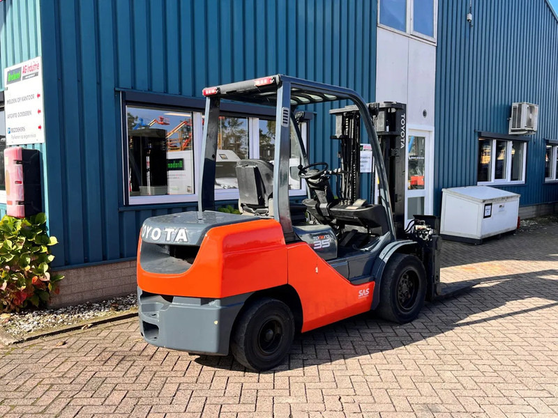 Toyota 52-8FDJF35 - رافعة شوكية ديزل: صورة 4 Toyota 52-8FDJF35 - رافعة شوكية ديزل: صورة 4