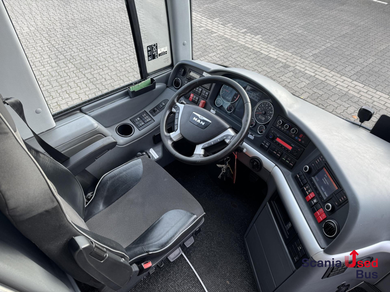 MAN Lion's Coach R08 13.8m 100 Years Edition - مركبة كوتش: صورة 2 MAN Lion's Coach R08 13.8m 100 Years Edition - مركبة كوتش: صورة 2