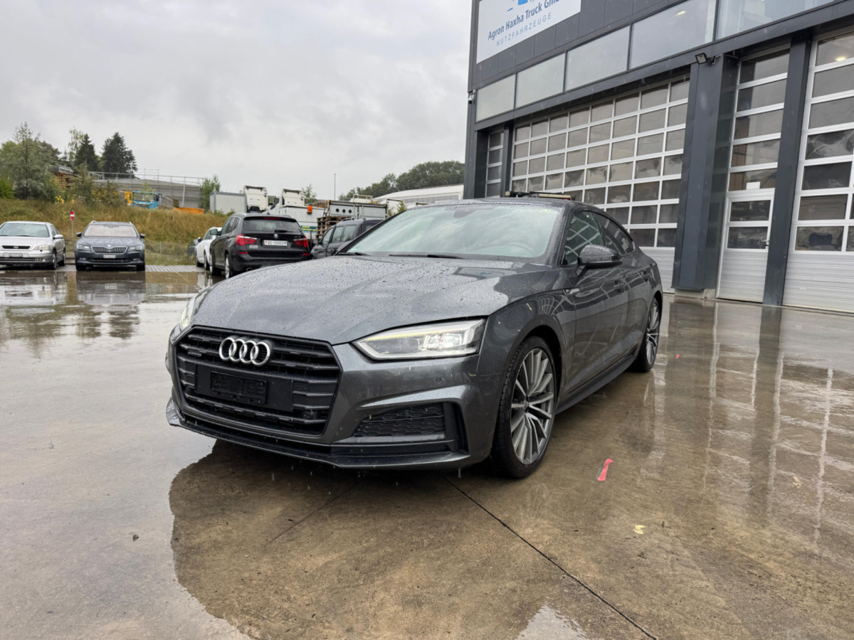 AUDI A5 2.0TFSI QUATTRO S-Line - سيارة: صورة 1 AUDI A5 2.0TFSI QUATTRO S-Line - سيارة: صورة 1
