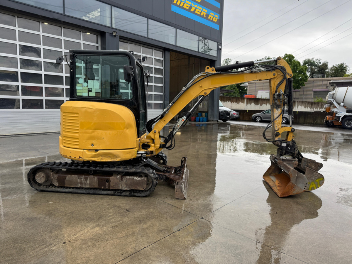 CATERPILLAR 303.5 E Powertilt - حفار زحاف: صورة 3 CATERPILLAR 303.5 E Powertilt - حفار زحاف: صورة 3