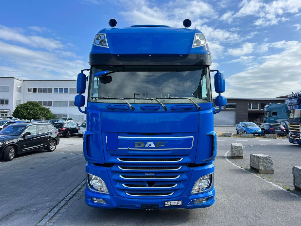 DAF XF510 6x2 - شاحنة ستارة: صورة 2 DAF XF510 6x2 - شاحنة ستارة: صورة 2