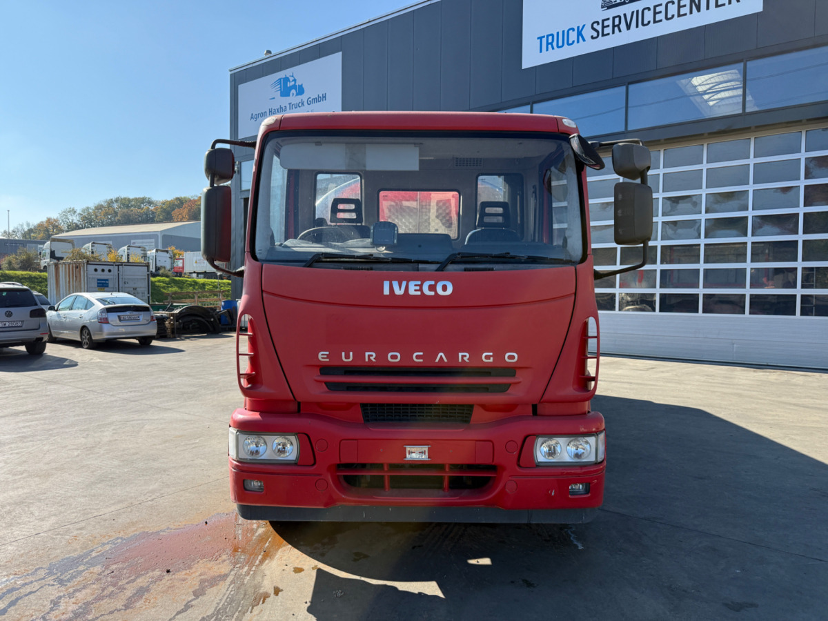IVECO 180E28 4x2 Milchtank - شاحنة صهريج: صورة 2 IVECO 180E28 4x2 Milchtank - شاحنة صهريج: صورة 2