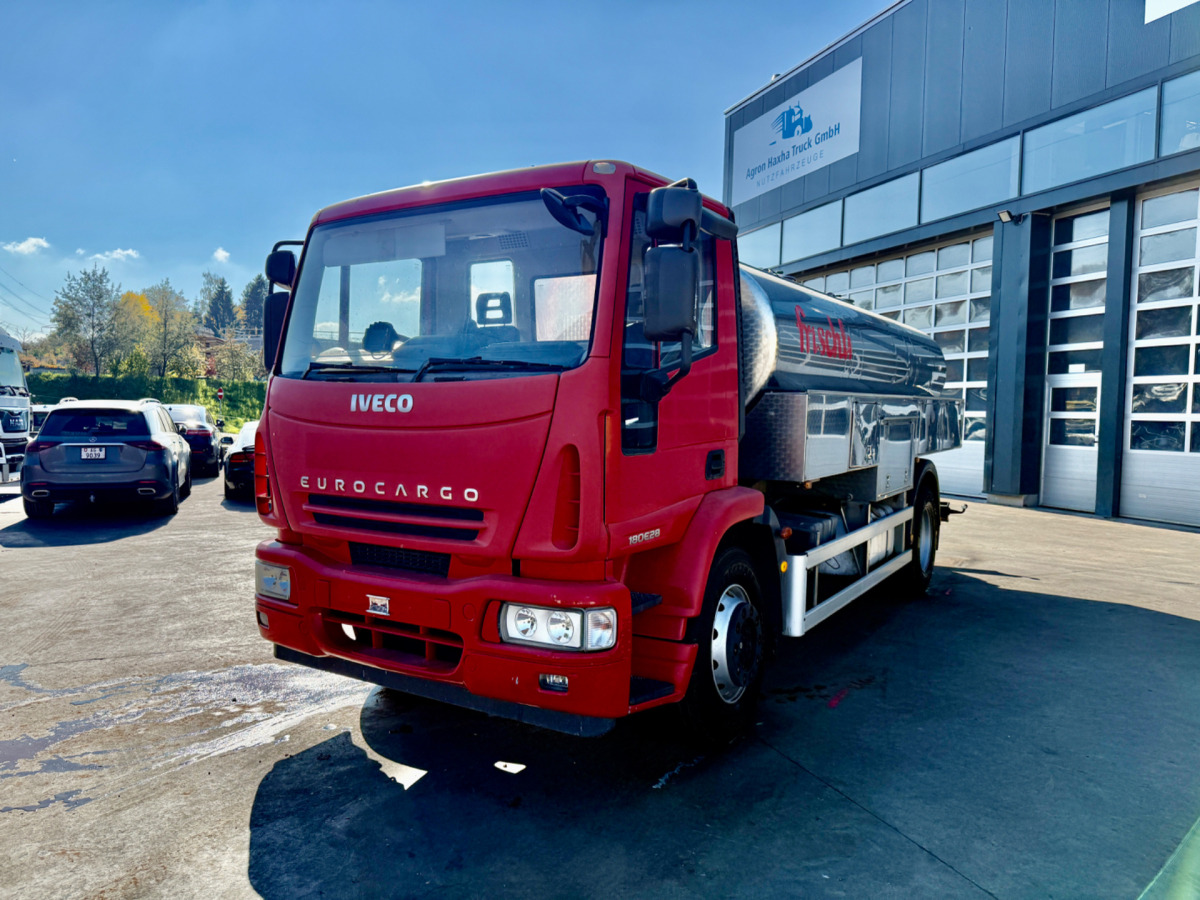 IVECO 180E28 4x2 Milchtank - شاحنة صهريج: صورة 1 IVECO 180E28 4x2 Milchtank - شاحنة صهريج: صورة 1