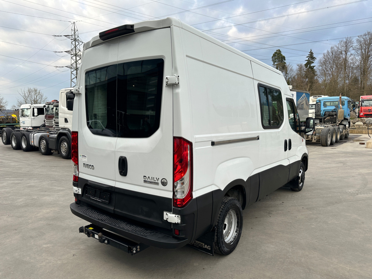 IVECO 35C18V Daily Servicewagen Sortimo IVECO 35C18V Daily Servicewagen Sortimo: صورة 9 IVECO 35C18V Daily Servicewagen Sortimo IVECO 35C18V Daily Servicewagen Sortimo: صورة 9