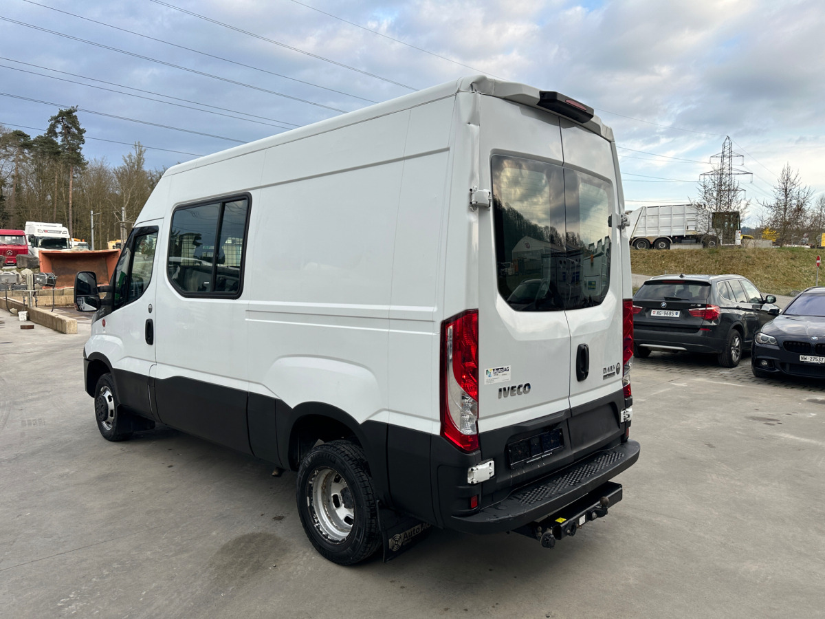 IVECO 35C18V Daily Servicewagen Sortimo IVECO 35C18V Daily Servicewagen Sortimo: صورة 13 IVECO 35C18V Daily Servicewagen Sortimo IVECO 35C18V Daily Servicewagen Sortimo: صورة 13