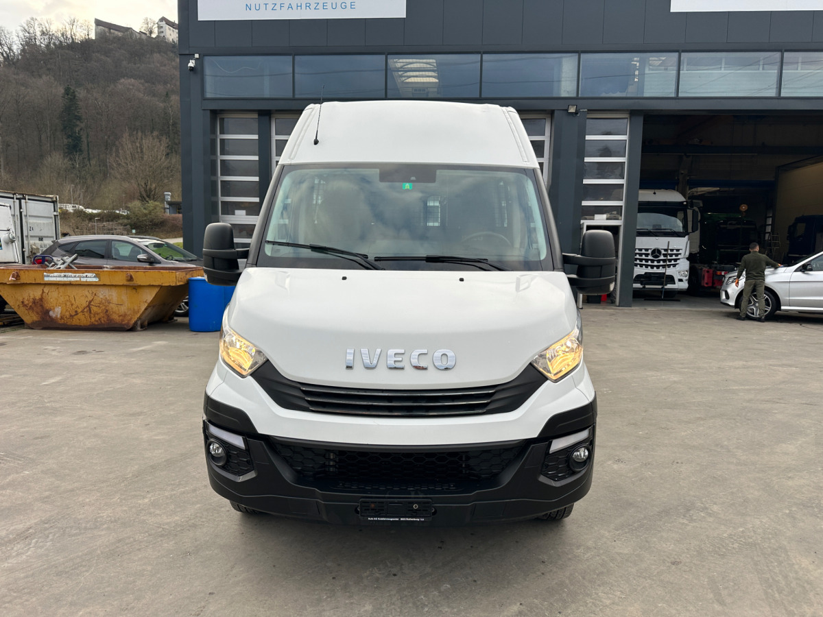 IVECO 35C18V Daily Servicewagen Sortimo - فان: صورة 2 IVECO 35C18V Daily Servicewagen Sortimo - فان: صورة 2