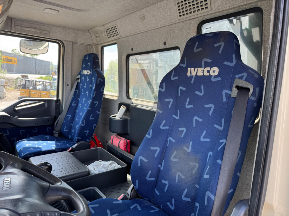IVECO Trakker 450 8x4 IVECO Trakker 450 8x4: صورة 13