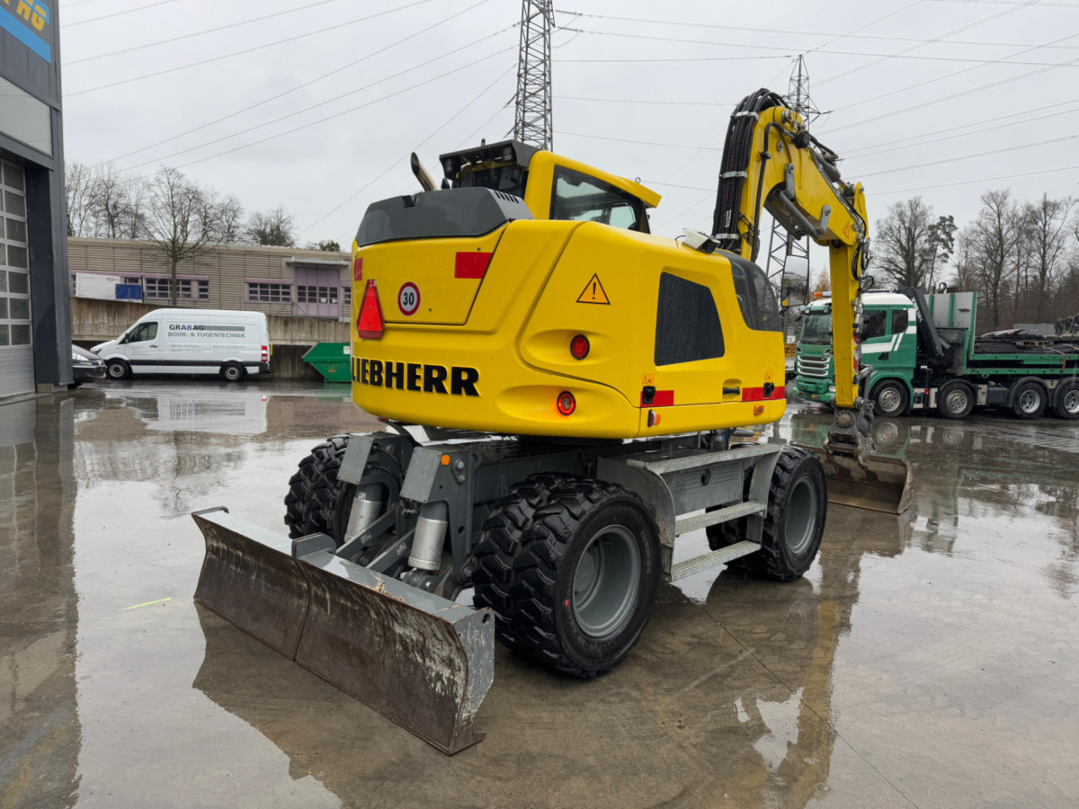LIEBHERR 910 Compact Litronic Powertilt - حفارة دولاب: صورة 4 LIEBHERR 910 Compact Litronic Powertilt - حفارة دولاب: صورة 4