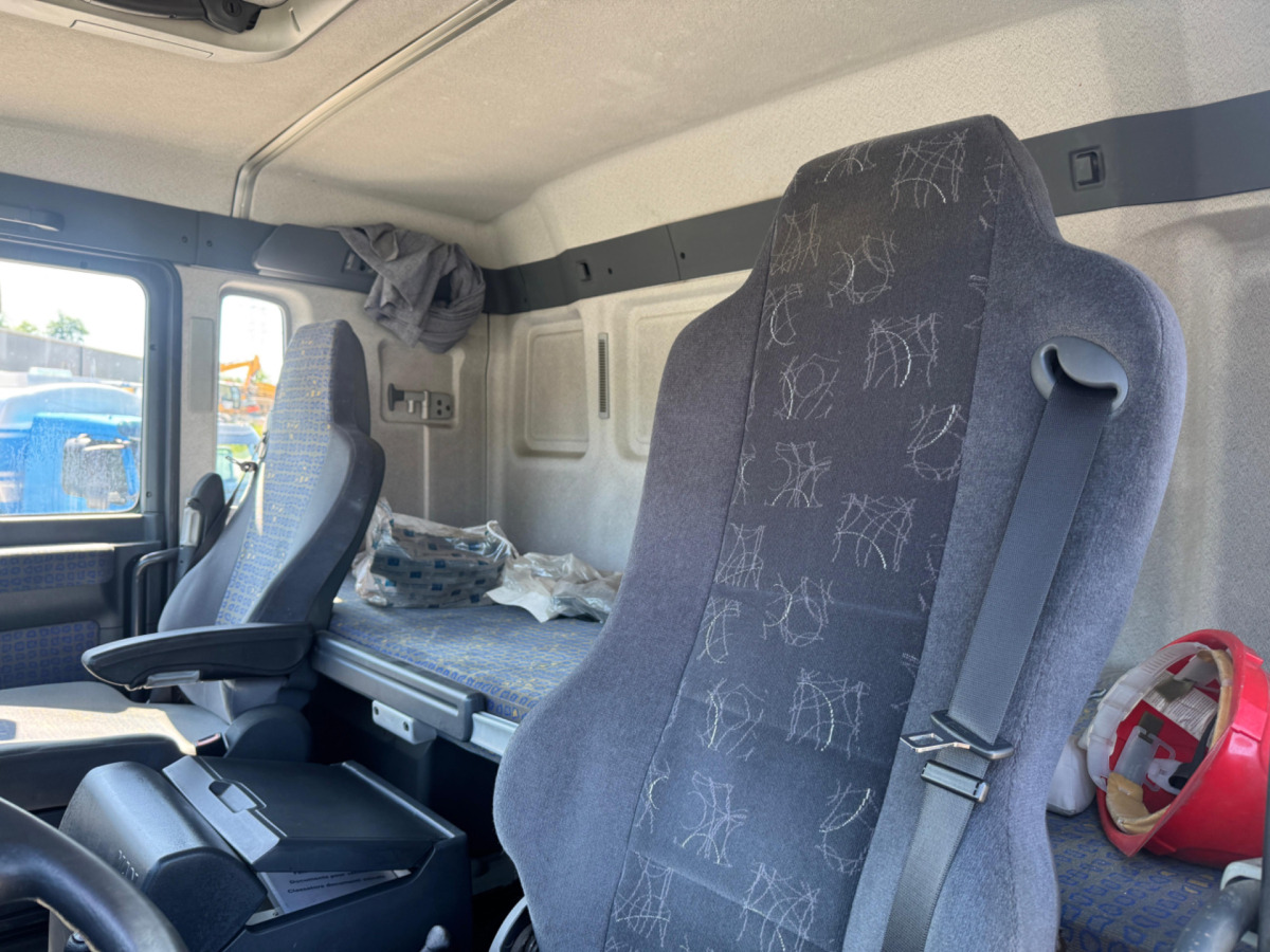 شاحنة نقل سيارات شاحنة MAN TGA 18.413 4x2 BaggerTaxi: صورة 11