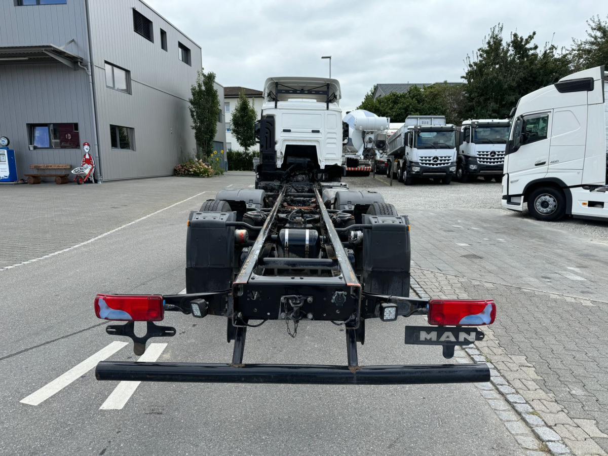 MAN TGS 26.440 6x2 Chassis - شاحنة هيكل كابينة: صورة 5 MAN TGS 26.440 6x2 Chassis - شاحنة هيكل كابينة: صورة 5