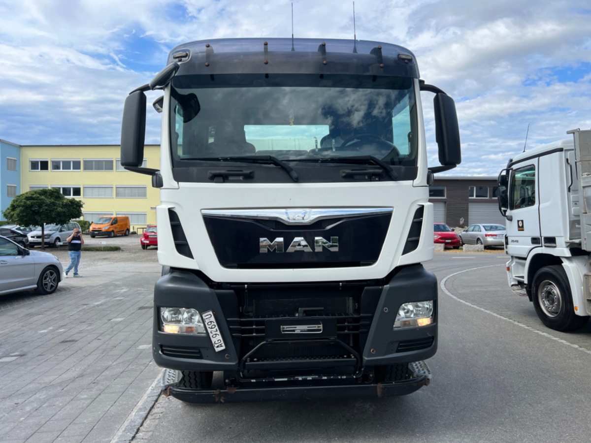 MAN TGS 35.480 10x4 10m3 Förderband 17M Liebherr - شاحنة خلاطة خرسانة: صورة 2 MAN TGS 35.480 10x4 10m3 Förderband 17M Liebherr - شاحنة خلاطة خرسانة: صورة 2