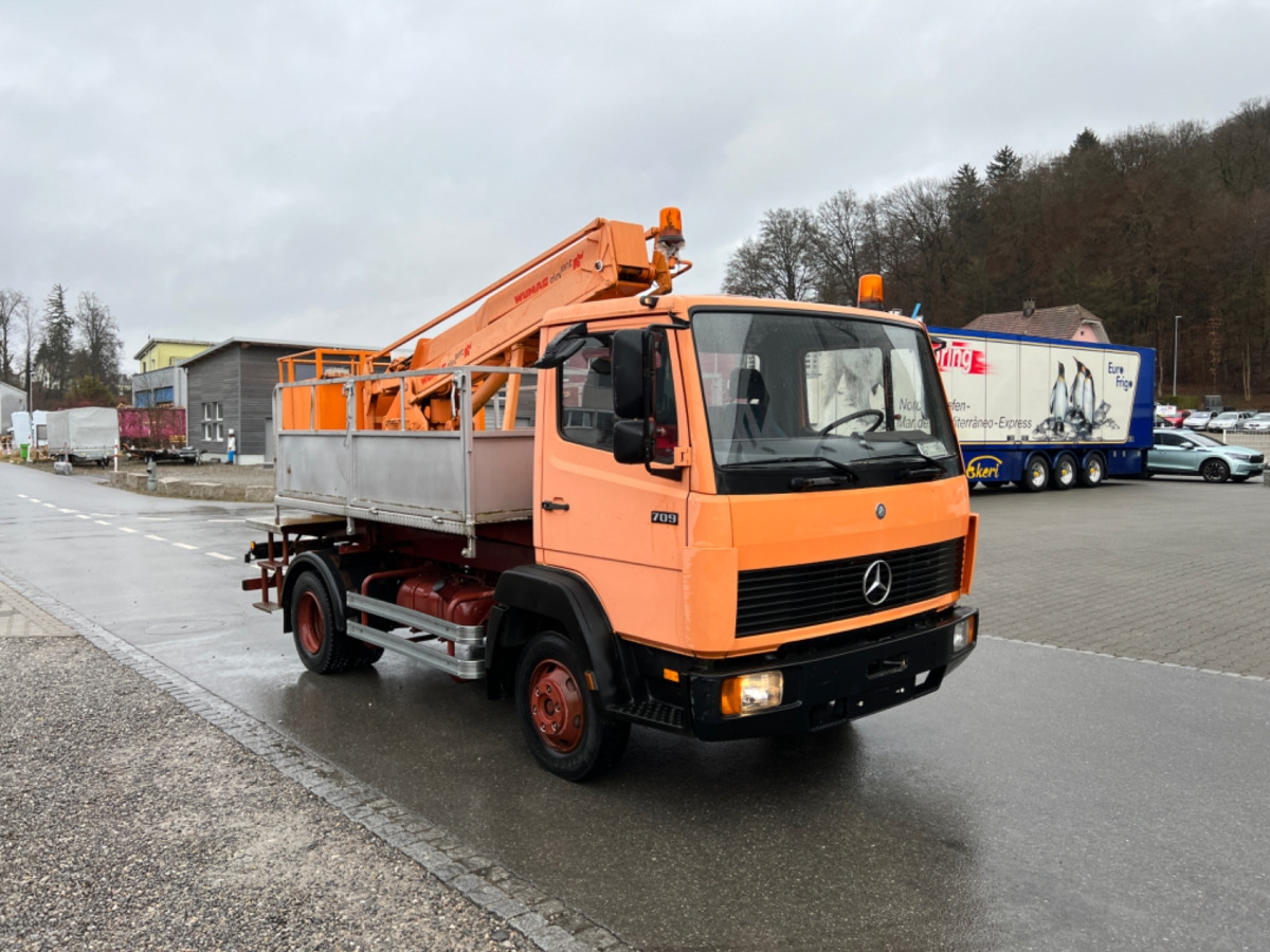 MERCEDES 709 WUMAG GELENKSTEIGER 14M - آلية المنفعة/ مركبة خاصة: صورة 2 MERCEDES 709 WUMAG GELENKSTEIGER 14M - آلية المنفعة/ مركبة خاصة: صورة 2