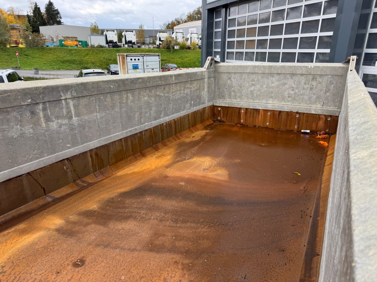 MERCEDES Actros 3248 8x4 Rückwärtskipper - شاحنة قلاب: صورة 5 MERCEDES Actros 3248 8x4 Rückwärtskipper - شاحنة قلاب: صورة 5