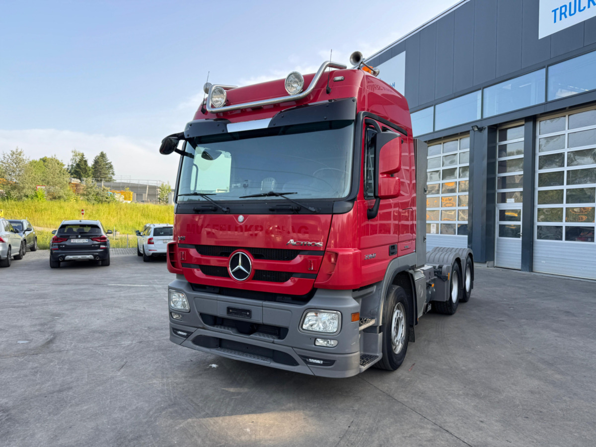 MERCEDES Actros 3360 V8 6x4 - وحدة جر: صورة 1 MERCEDES Actros 3360 V8 6x4 - وحدة جر: صورة 1