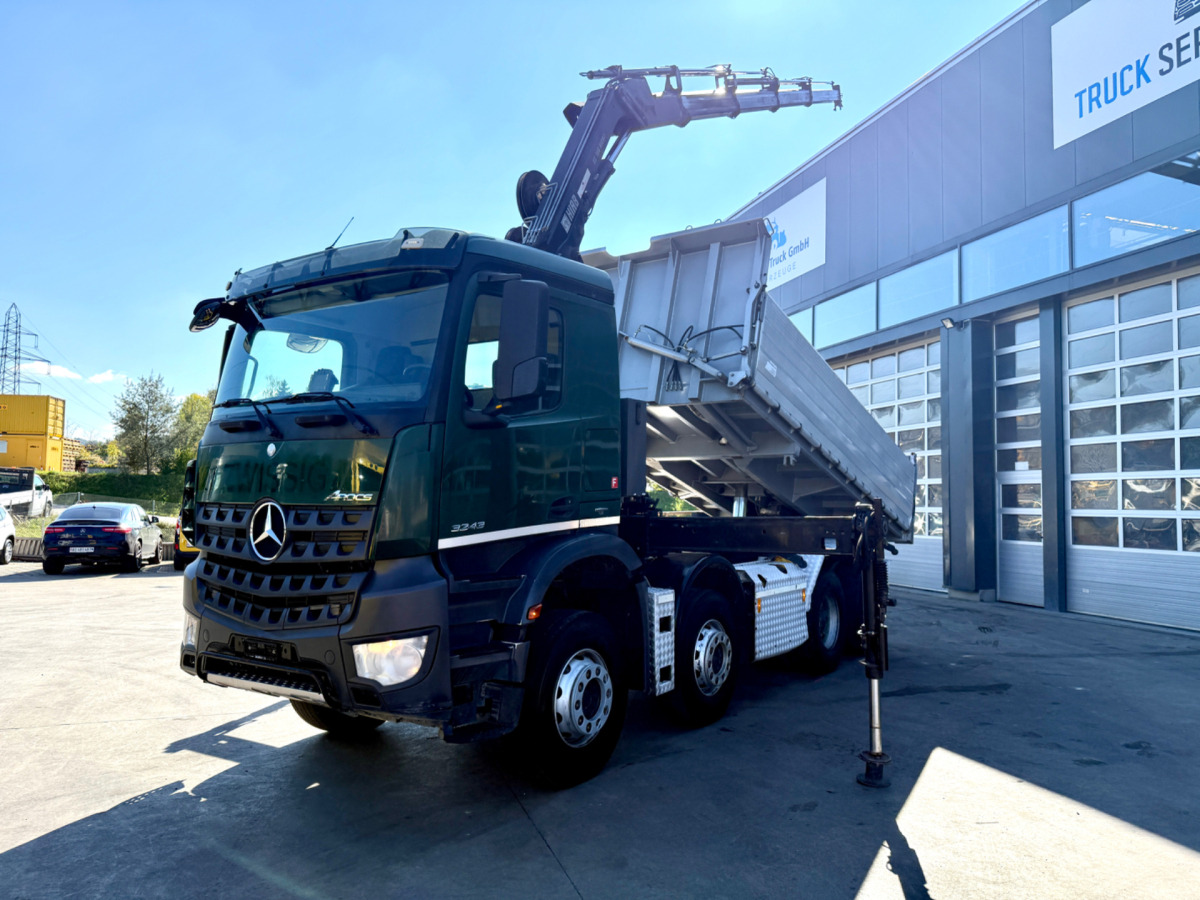 MERCEDES Arocs 3242 8x4 Hiab 166-4 - شاحنة قلاب, شاحنة كرين: صورة 3 MERCEDES Arocs 3242 8x4 Hiab 166-4 - شاحنة قلاب, شاحنة كرين: صورة 3