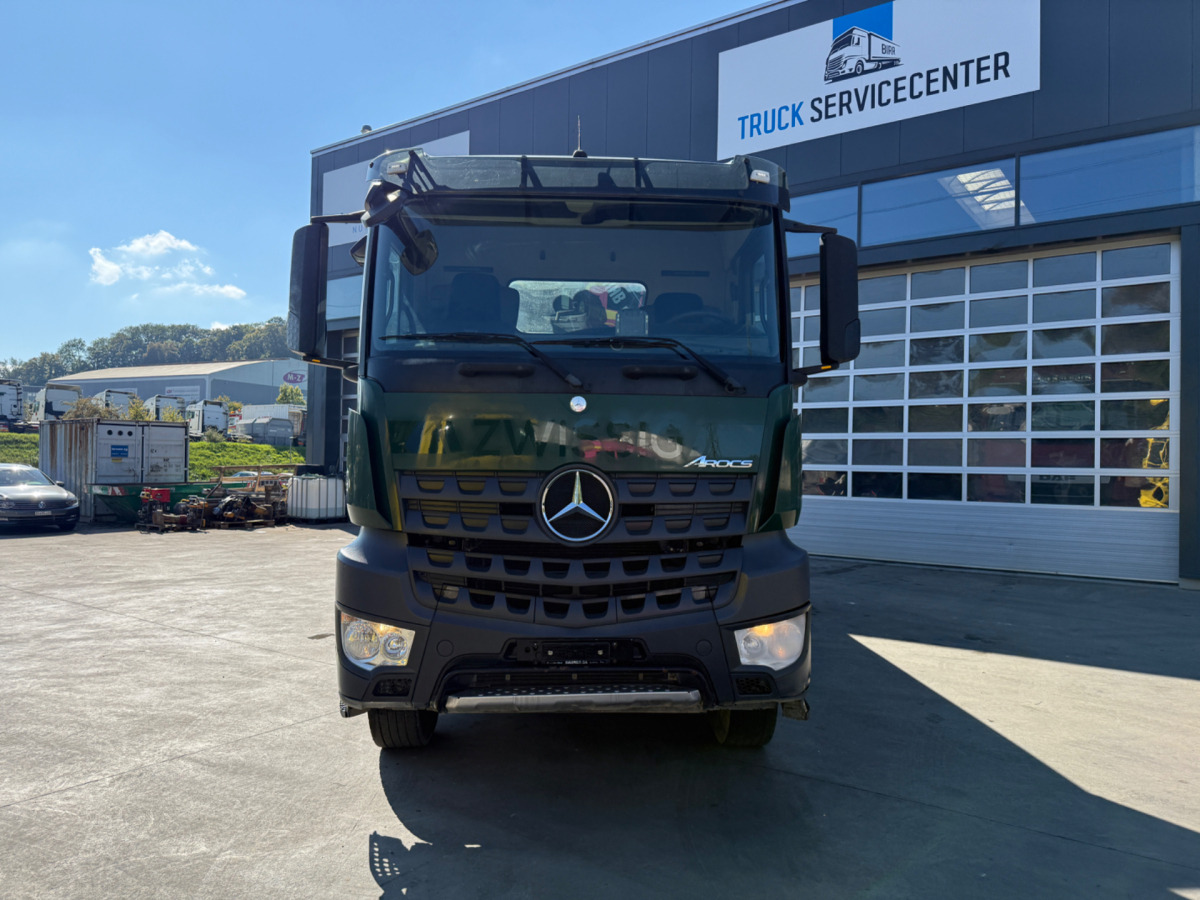 MERCEDES Arocs 3242 8x4 Hiab 166-4 - شاحنة قلاب, شاحنة كرين: صورة 4 MERCEDES Arocs 3242 8x4 Hiab 166-4 - شاحنة قلاب, شاحنة كرين: صورة 4