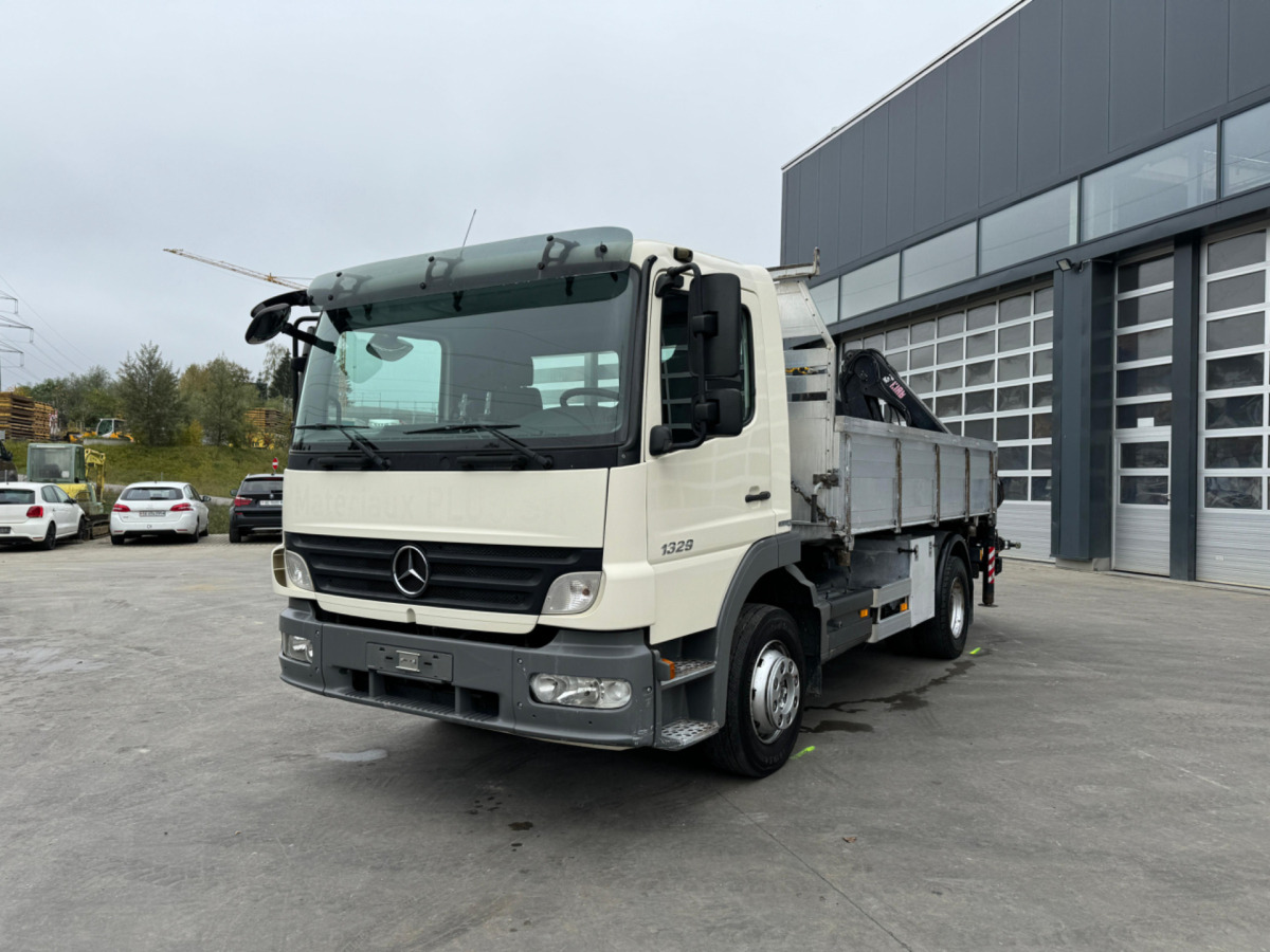 MERCEDES Atego 1329 4x2 Hiab 088-2 - شاحنة قلاب, شاحنة كرين: صورة 2 MERCEDES Atego 1329 4x2 Hiab 088-2 - شاحنة قلاب, شاحنة كرين: صورة 2