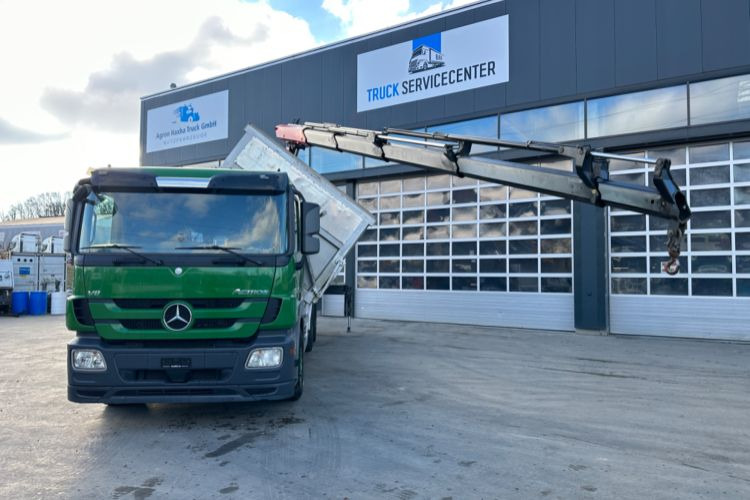 شاحنة قلاب, شاحنة كرين Mercedes-Benz 2551 V8 6x2 Fassi 185-5 Bj.2020: صورة 17