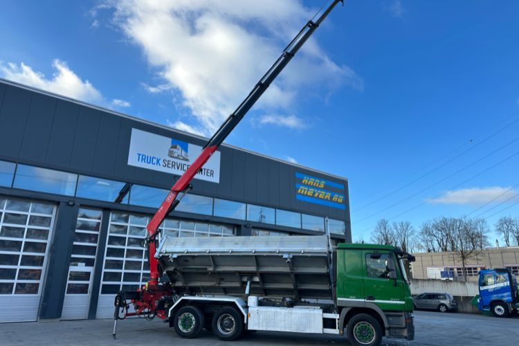 شاحنة قلاب, شاحنة كرين Mercedes-Benz 2551 V8 6x2 Fassi 185-5 Bj.2020: صورة 19