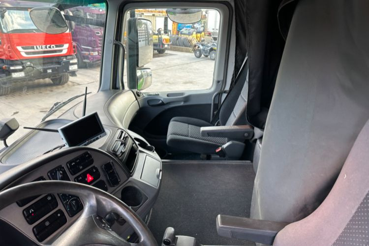 شاحنة قلاب, شاحنة كرين Mercedes-Benz 2551 V8 6x2 Fassi 185-5 Bj.2020: صورة 13